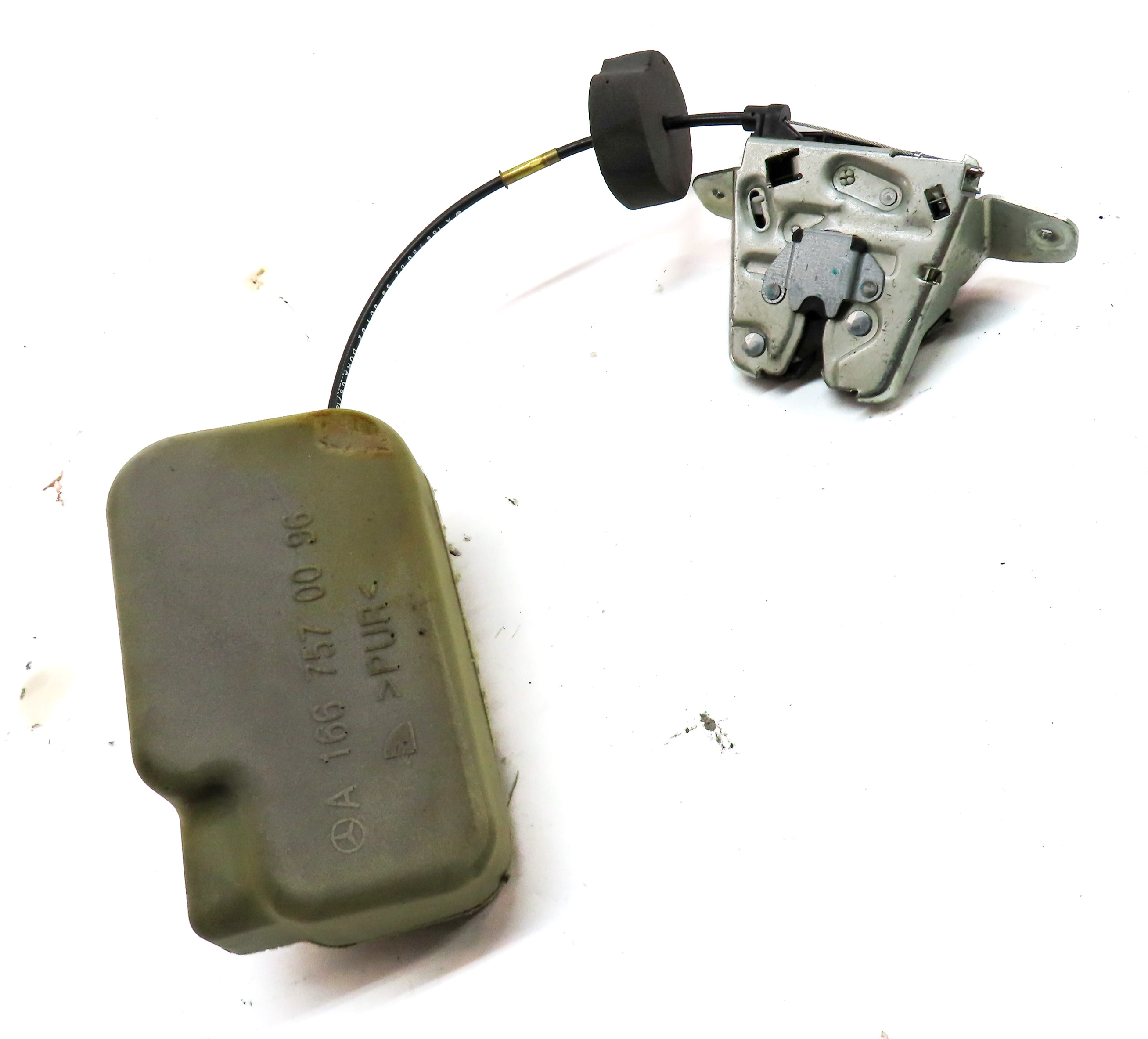 2013 MERCEDES GL450 (X166) REAR TRUNK LIFTGATE HATCH LID LOCK LATCH ACTUATOR — exact item pictured